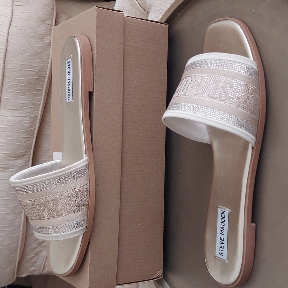 Steve Madden St. Tropez Knox "Rhinestone" Embelished Slide Sandal NWT - Picture 3 of 9